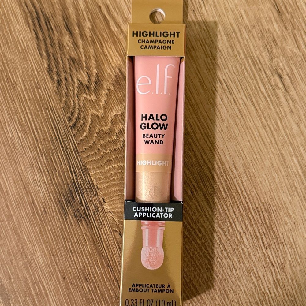 Highlight and face sponge, Elf products!